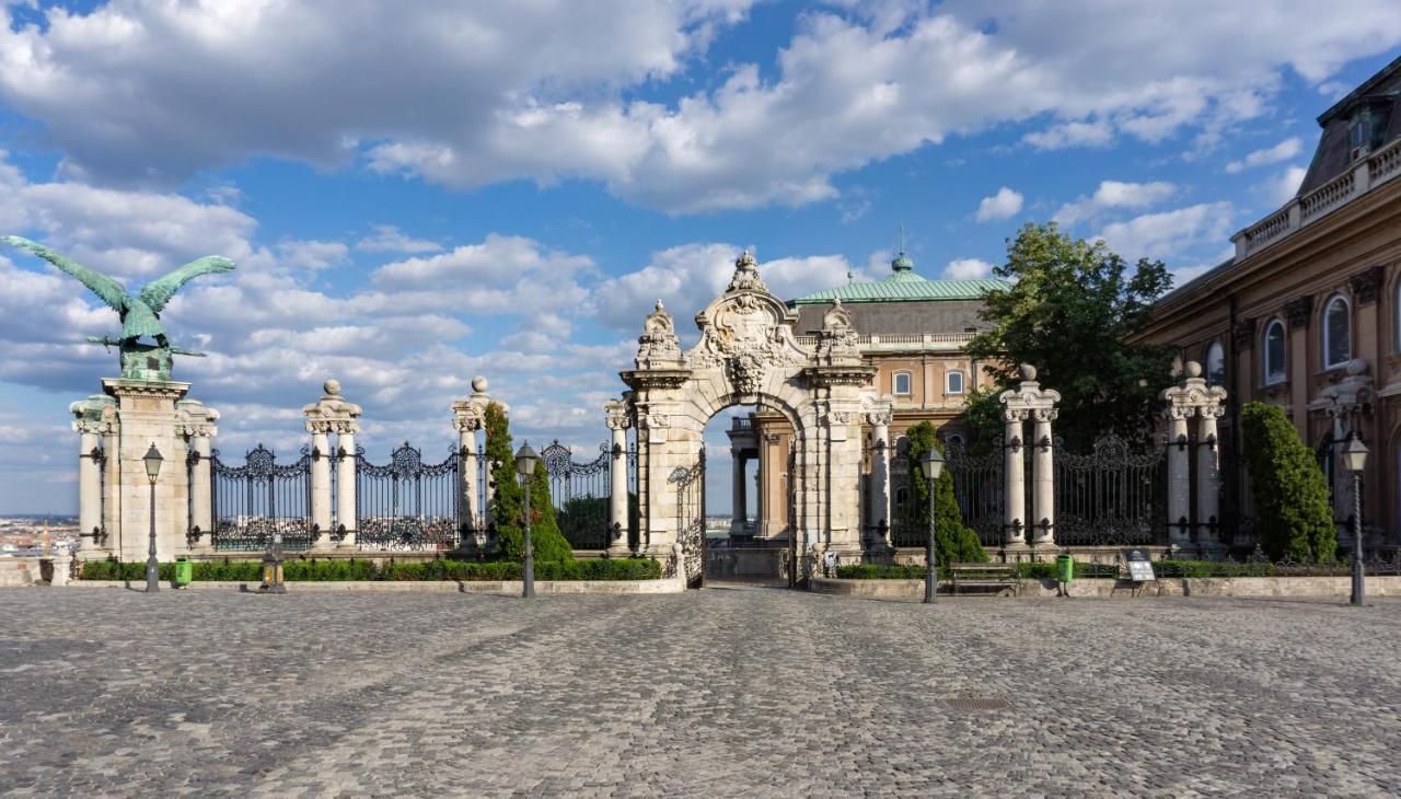 Monarchy Residence Будапеща Екстериор снимка