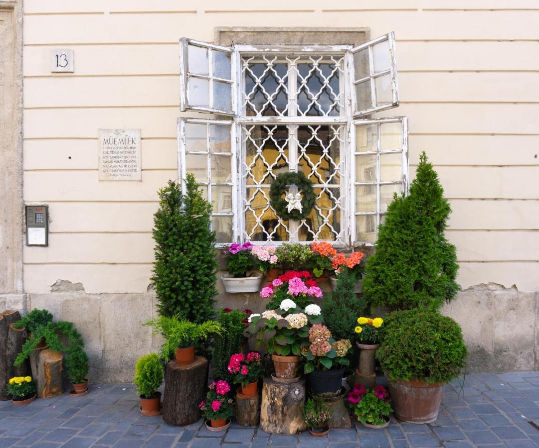 Monarchy Residence Будапеща Екстериор снимка